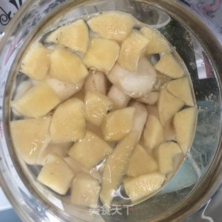 苹果荸荠冰糖水的做法步骤：11