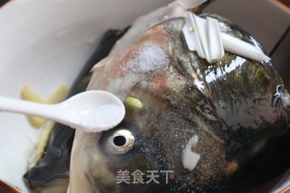 砂锅山药鱼头汤的做法步骤：4