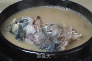 砂锅山药鱼头汤的做法步骤：9