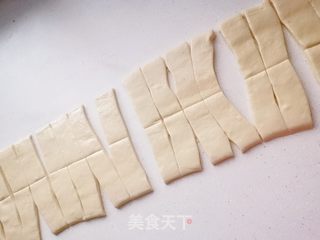 国宴小油条的做法步骤：9