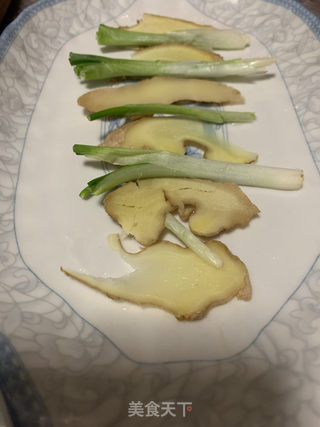 清蒸带鱼的做法步骤：2