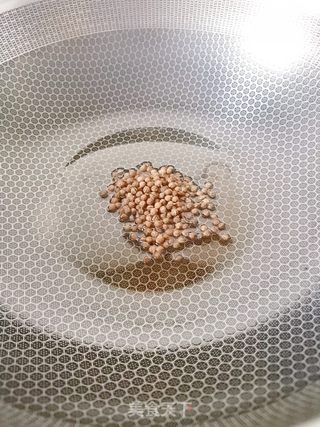 回锅肉的做法步骤：4