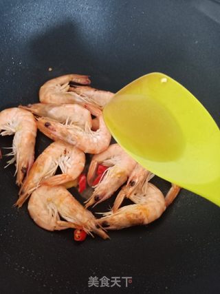 快速家常炒虾的做法步骤:5