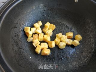 炒金银馒头的做法步骤:4