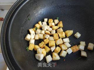炒金银馒头的做法步骤:8