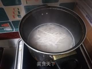鲍鱼酱拌面的做法步骤:12