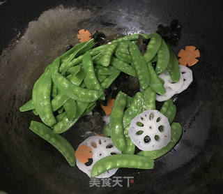 荷塘小炒的做法步骤:8