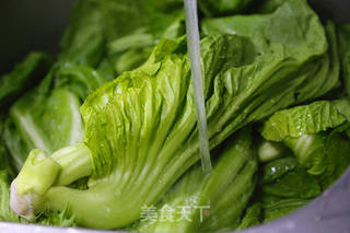 自制腌酸菜做法---附酸菜炒鸡胗的做法步骤:2