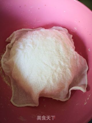 白菜鸡蛋胡萝卜香菇蒸饺的做法步骤:2