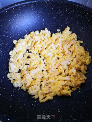 白菜鸡蛋胡萝卜香菇蒸饺的做法步骤:3