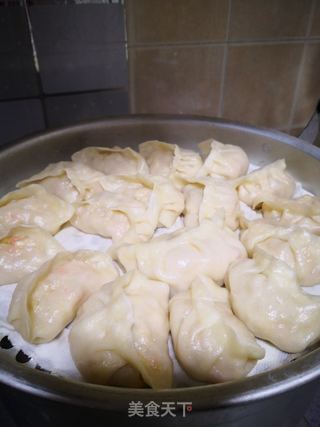 白菜鸡蛋胡萝卜香菇蒸饺的做法步骤:14