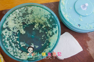 7个月以上三文鱼豆腐7倍粥 的做法步骤:3
