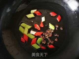 红烧土豆的做法步骤：4