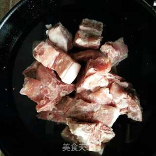 脊骨炖玉米的做法步骤:4
