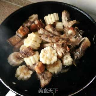 脊骨炖玉米的做法步骤:7