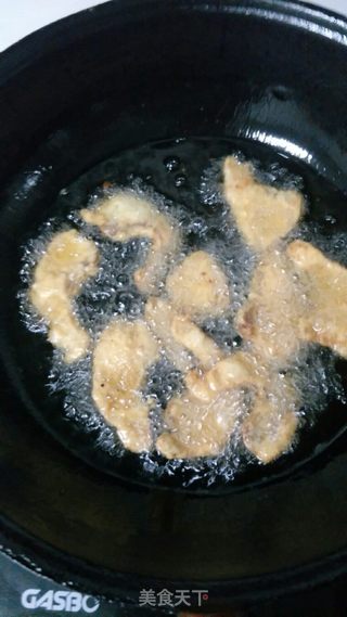 香酥鱼柳的做法步骤:4