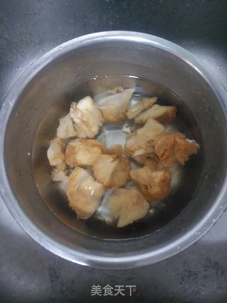 猴头菇乌鸡山药汤的做法步骤:2