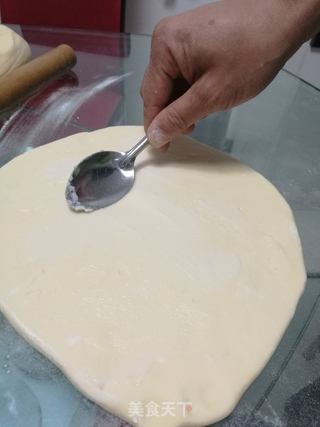 咸味花卷的做法步骤:4