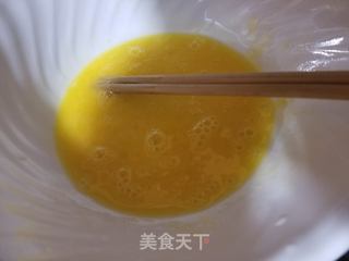 花生酱西多士的做法步骤：1