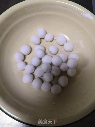 玫瑰米酒小汤圆的做法步骤:2
