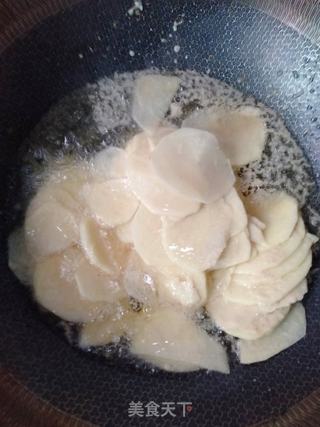炸薯片的做法步骤:7