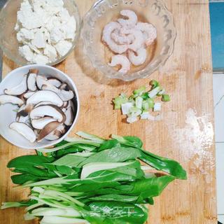 豆腐虾仁鲜汤的做法步骤:2