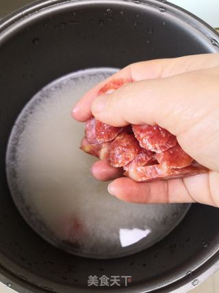 香肠蔬菜焖饭的做法步骤:4