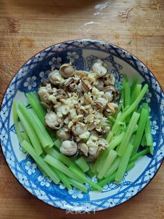 芹菜拌扇贝的做法步骤:7