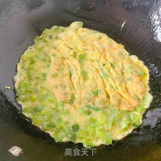 家常快手小葱炒鸡蛋的做法步骤：5