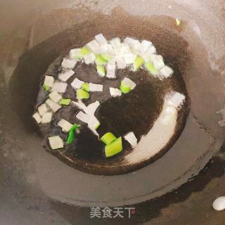 鱼丸菠菜蘑菇面的做法步骤:4