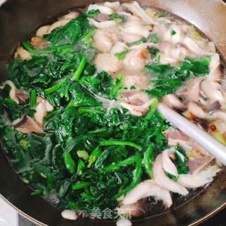 鱼丸菠菜蘑菇面的做法步骤:6