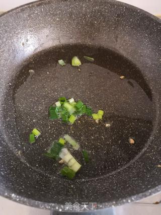 皮皮虾肉萝卜汤的做法步骤:3
