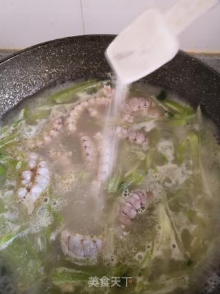 皮皮虾肉萝卜汤的做法步骤:10