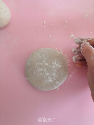 花生核桃渣红糖馅饼的做法步骤：11