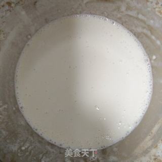 葱花鸡蛋饼的做法步骤:2