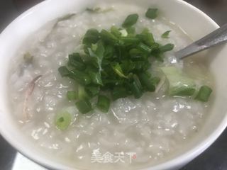 鱿鱼瑶柱骨头粥的做法步骤:9