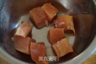 鸡肉串的做法步骤：1