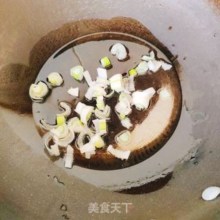 蘑菇菠菜粉条的做法步骤:4