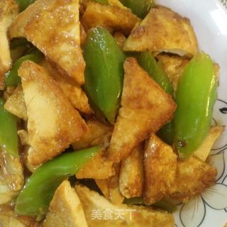尖椒溜豆泡的做法步骤:6