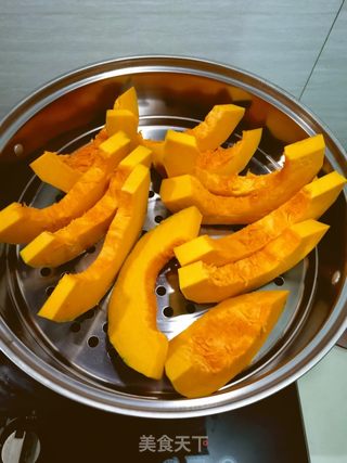 南瓜糖三角的做法步骤:2