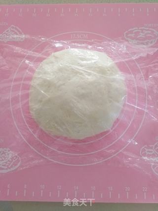 虾仁火腿披萨的做法步骤:6
