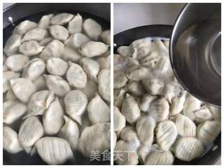 彭豆带你做白菜猪肉馅饺子(内附煎饺做法)的做法步骤:13