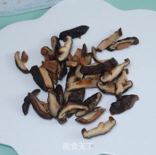 【香菇鸡肉米糊】6-8月龄宝宝辅食的做法步骤：4