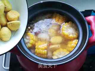 栗子马蹄老鸡汤的做法步骤:6
