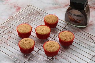 咖啡味圣诞cupcake的做法步骤:15