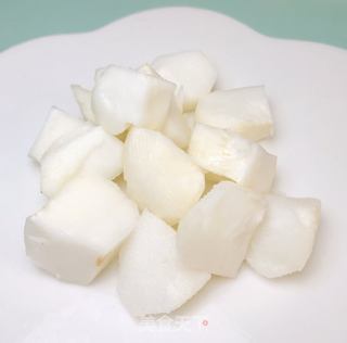 【红薯荸荠泥】6-8月龄宝宝辅食的做法步骤:2