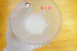 8个月以上三文鱼胡萝卜豆腐羹的做法步骤:5