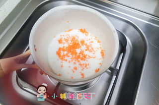 8个月以上三文鱼胡萝卜豆腐羹的做法步骤:7
