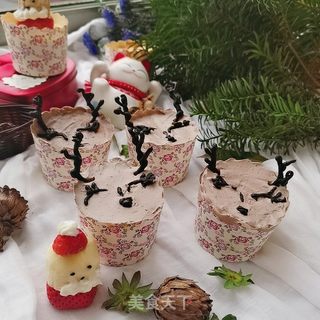 麋鹿纸杯蛋糕的做法步骤：19