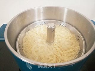 藤椒牛肉面的做法步骤:4